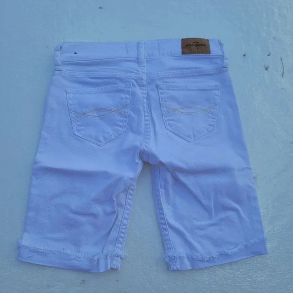 Abercrombie Kids Girls Bermuda Shorts Distressed White Denim Size 12 - Picture 5 of 10